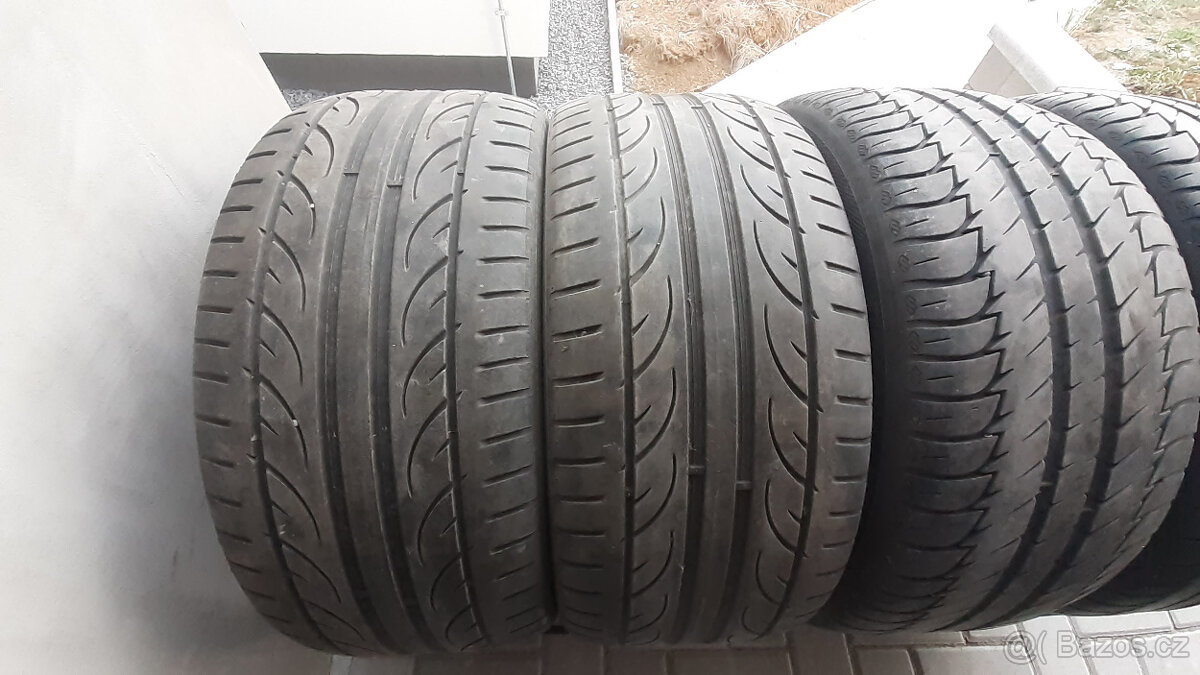 letní pneu 4x 255/40/19 - hankook, kleber - 3,5-4,5mm