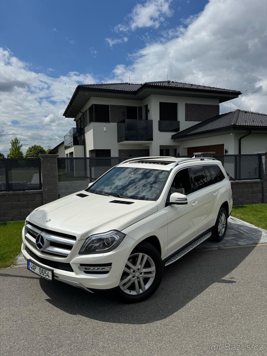 MERCEDES BENZ GL 350CDi 4 MATIC ČR