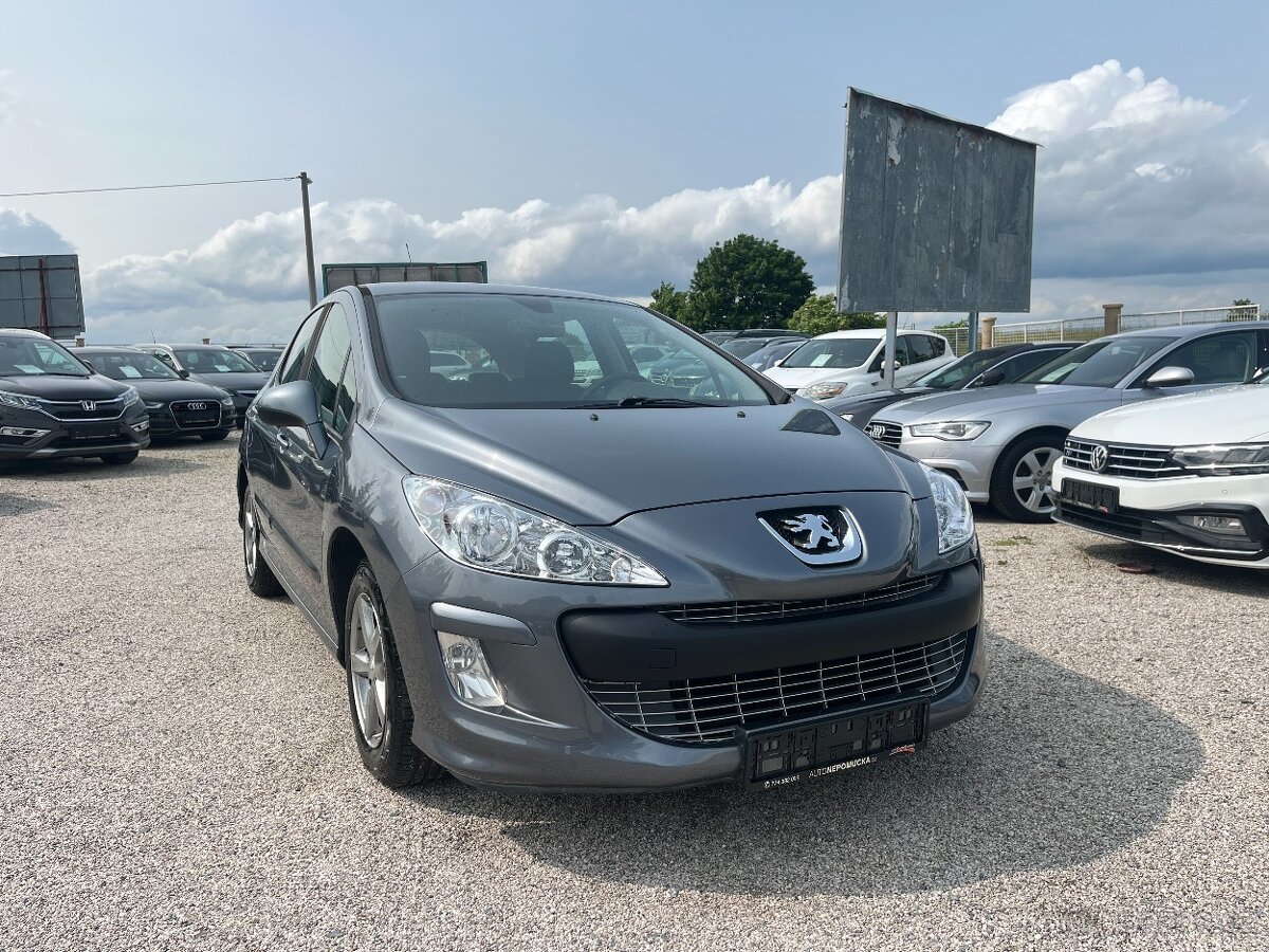Peugeot 308 1.6HDi 66kw, nová STK, tažné zařízení