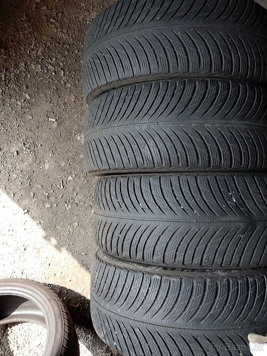 225/40/18 92w Michelin - zimní pneu 4ks