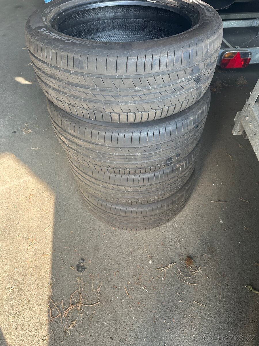 Letní pneu 235/50 R19 Continental