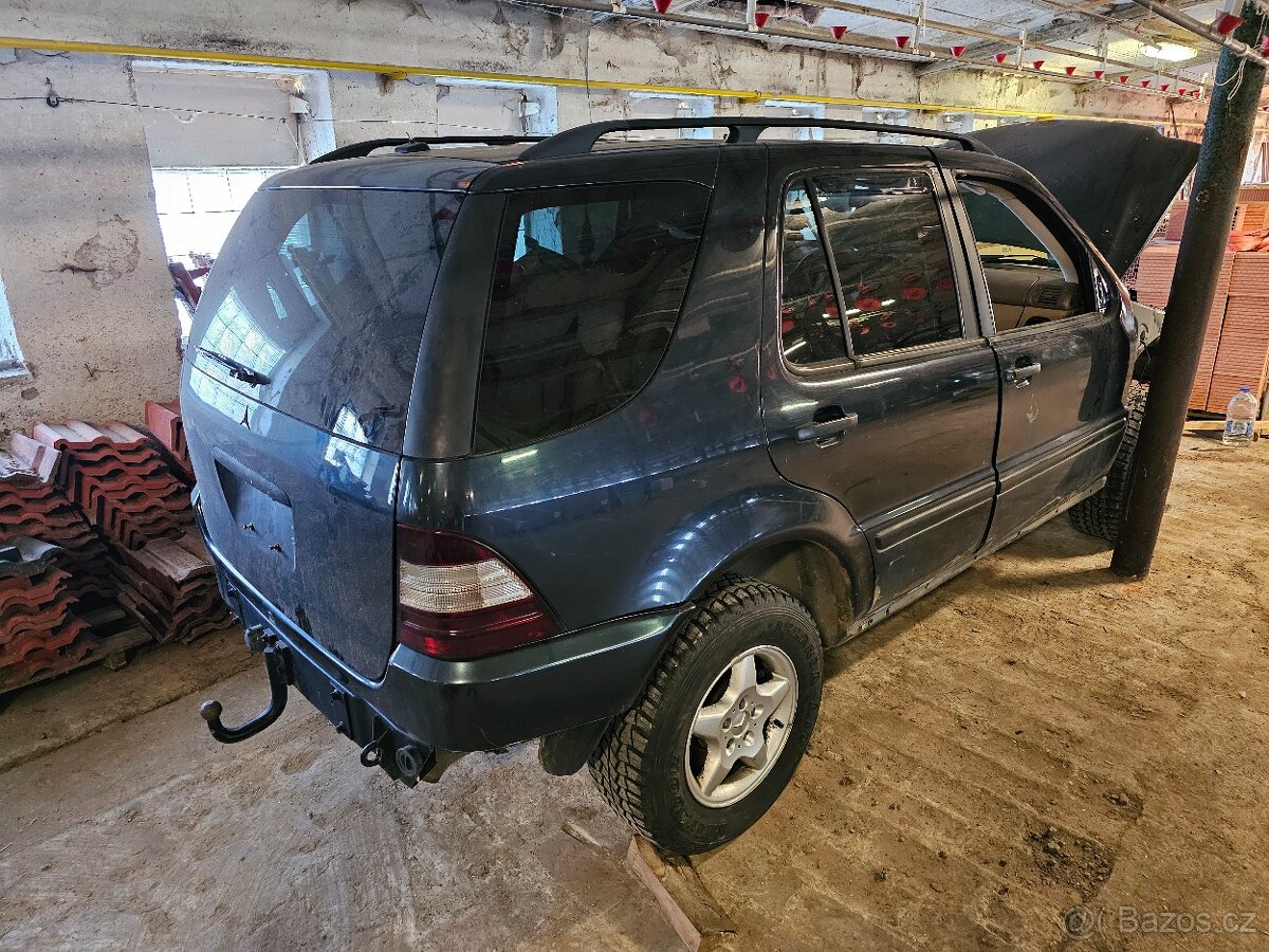 Díly Mercedes ML (W163) 320i