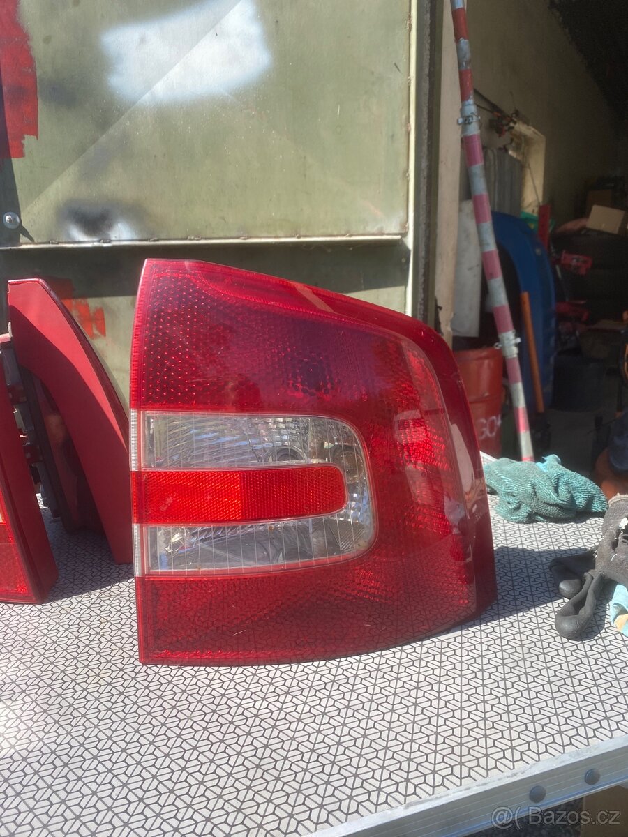 Zadní světlo pravé Škoda Octavia 2 combi