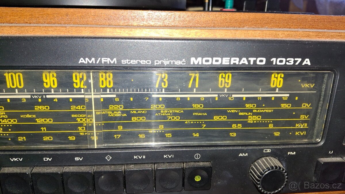 Moderato 1037A