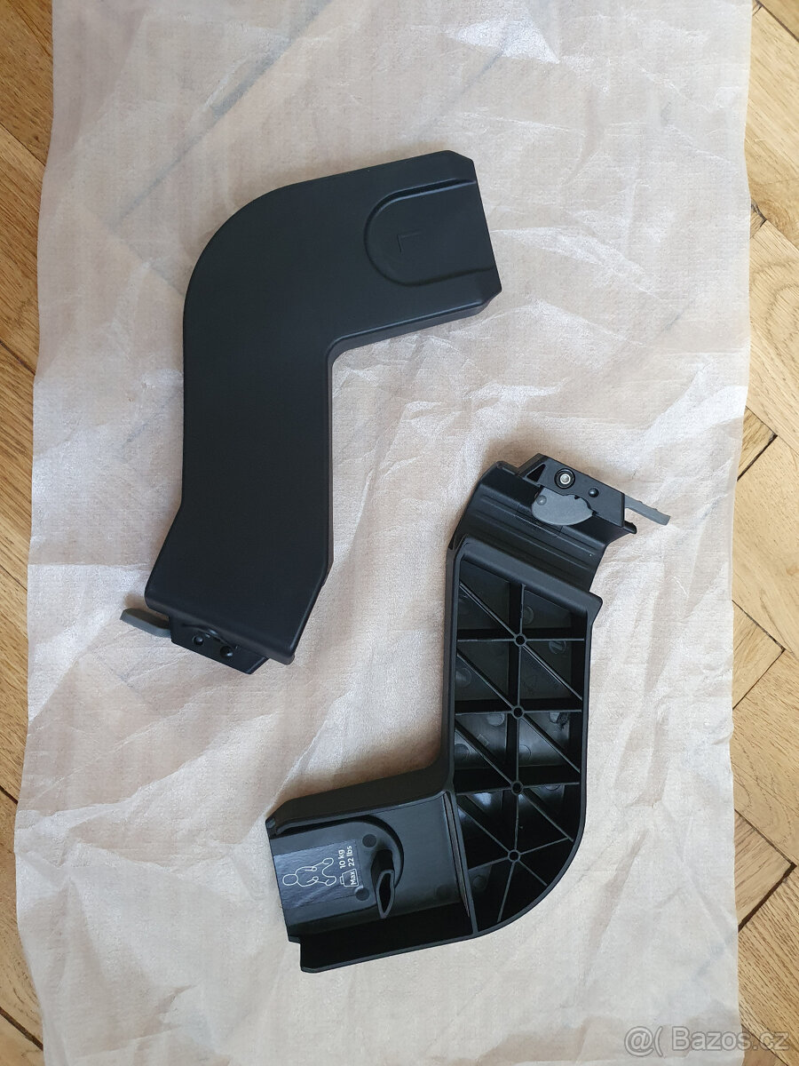 Thule Urban Glide car seat adapter