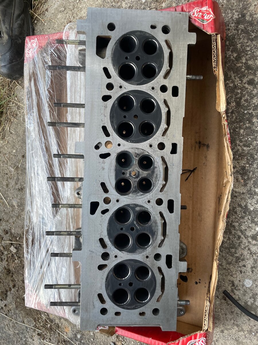 Alfa Romeo 159 hlava