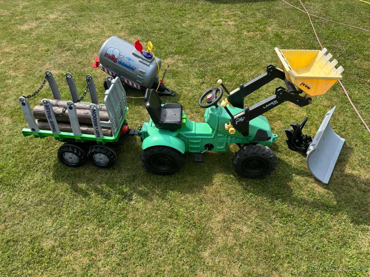 Šlapací traktor Rolly Toys nafukovací + 2 vleky a pluh