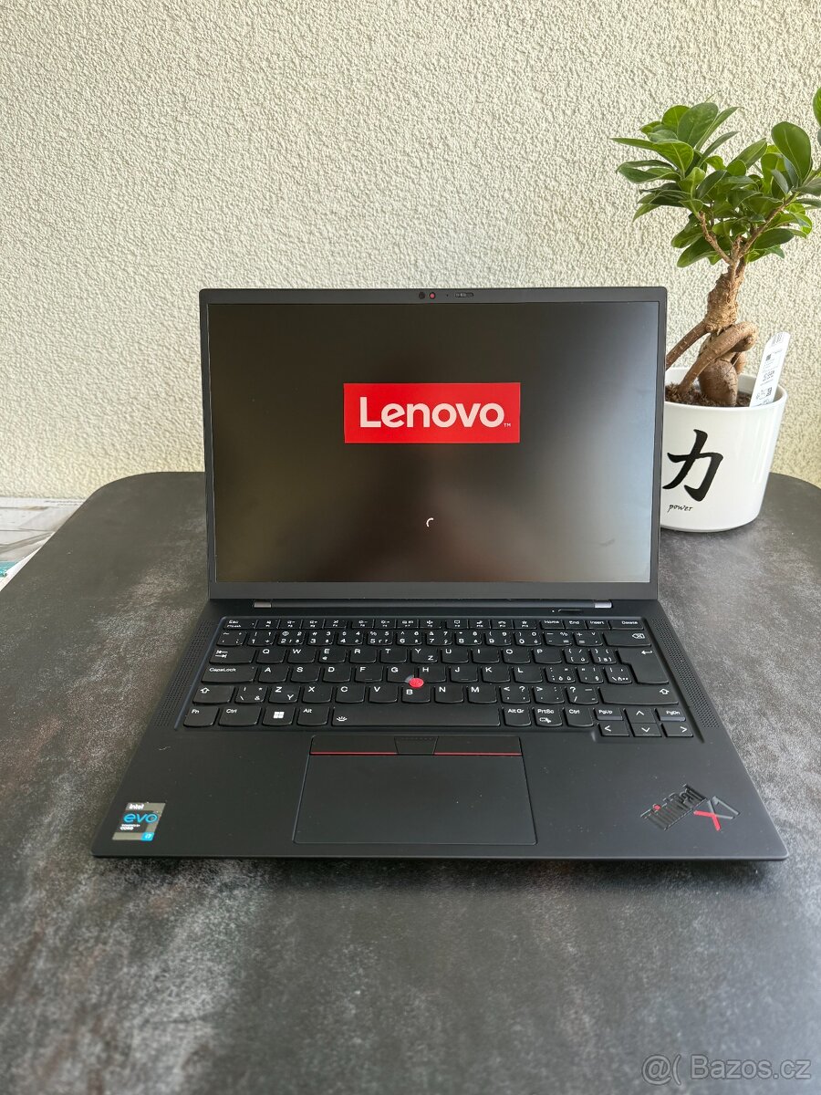 Lenovo ThinkPad X1 Carbon G9 i7, 16GB, 512GB