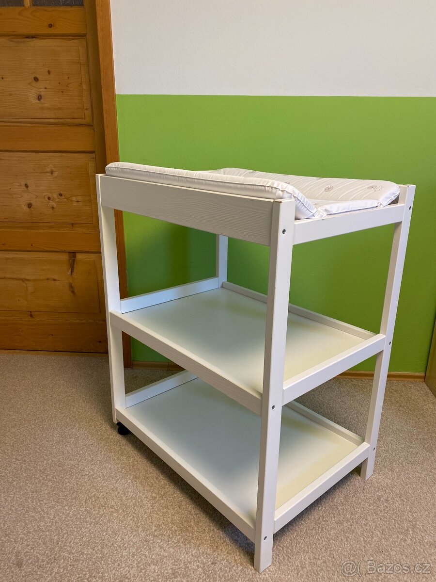 Přebalovací pult bílý + podložka