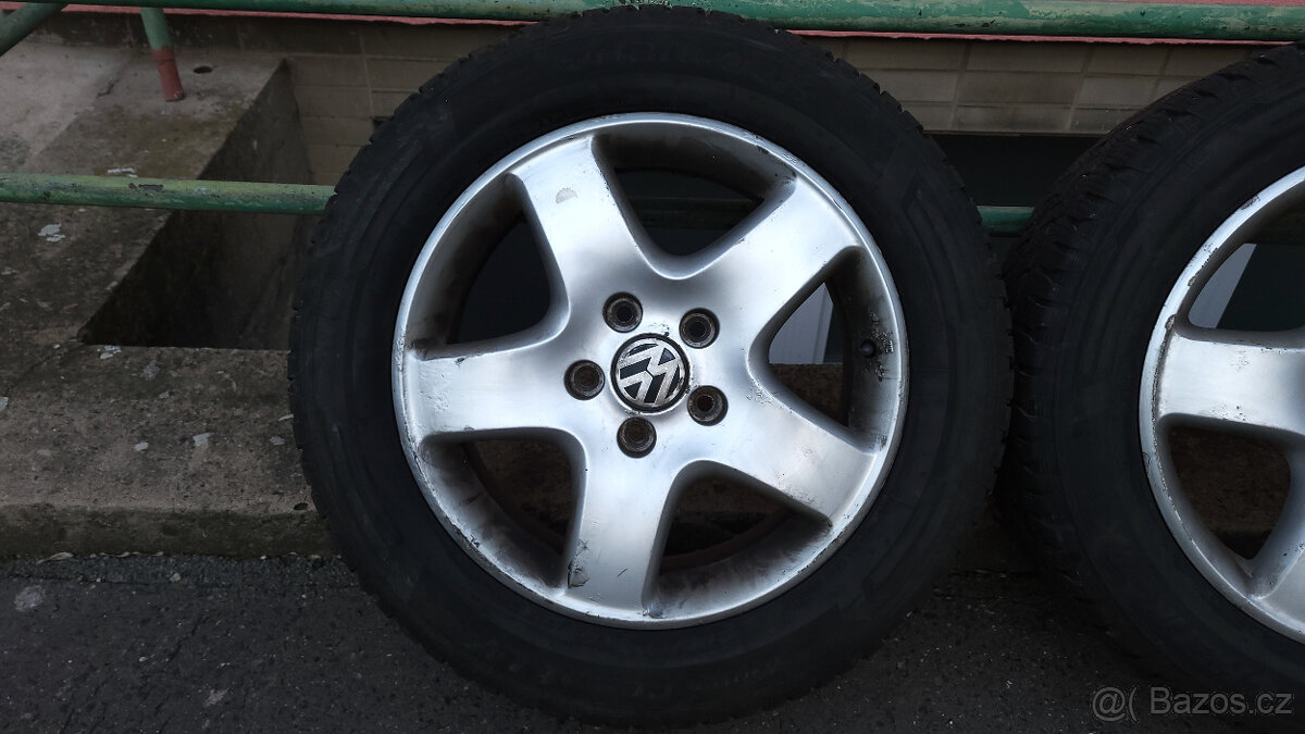 90% orig. zimní ALU kola 17" 5x120 VW T5 + T6