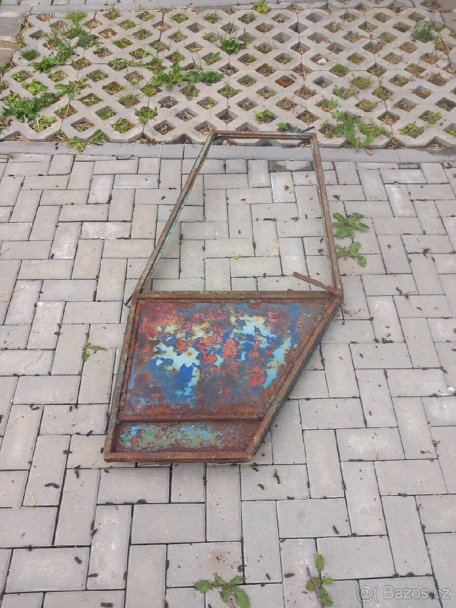 Dveře Zetor 5611 - PRODÁM