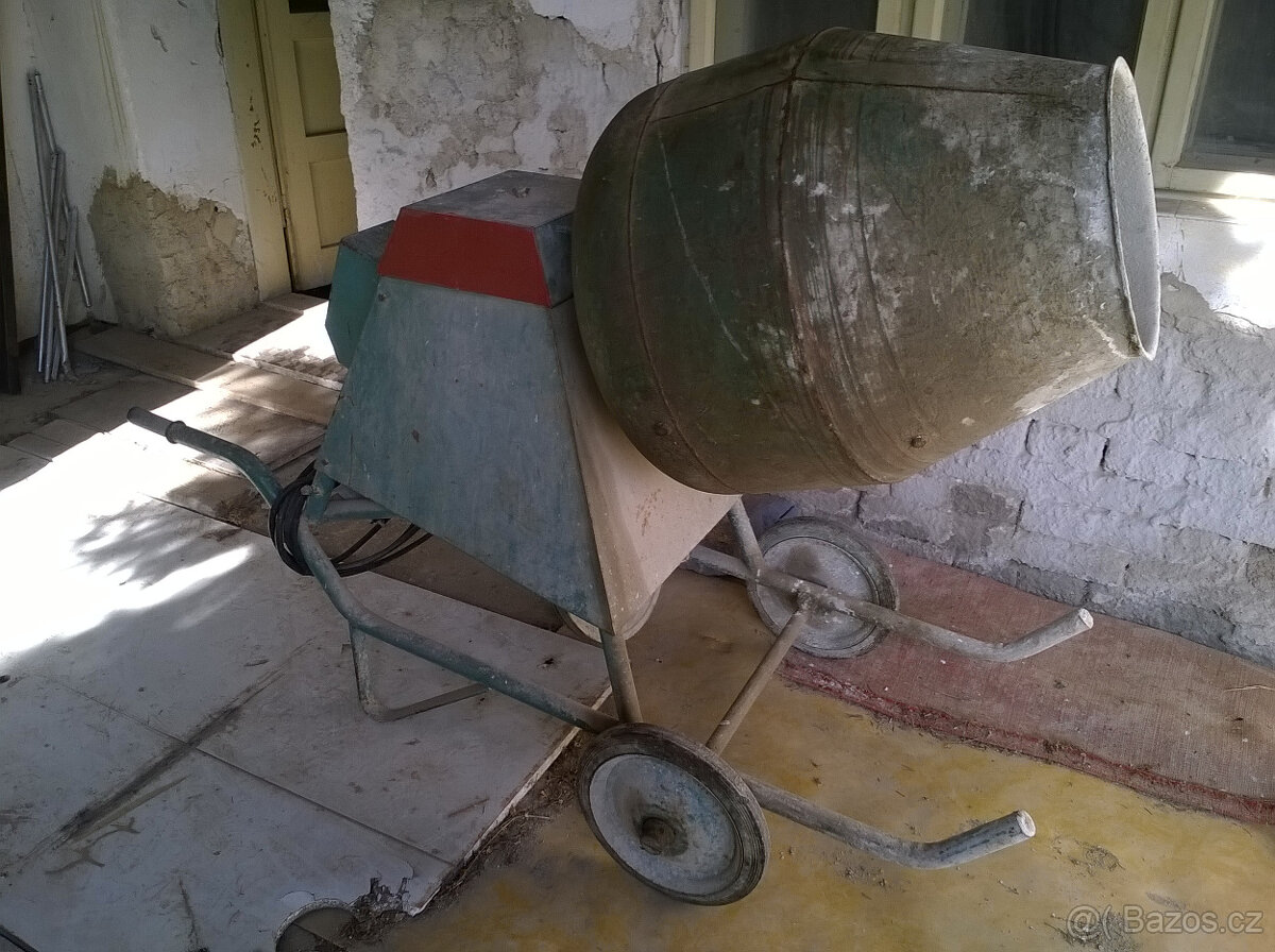 Stavební míchačka