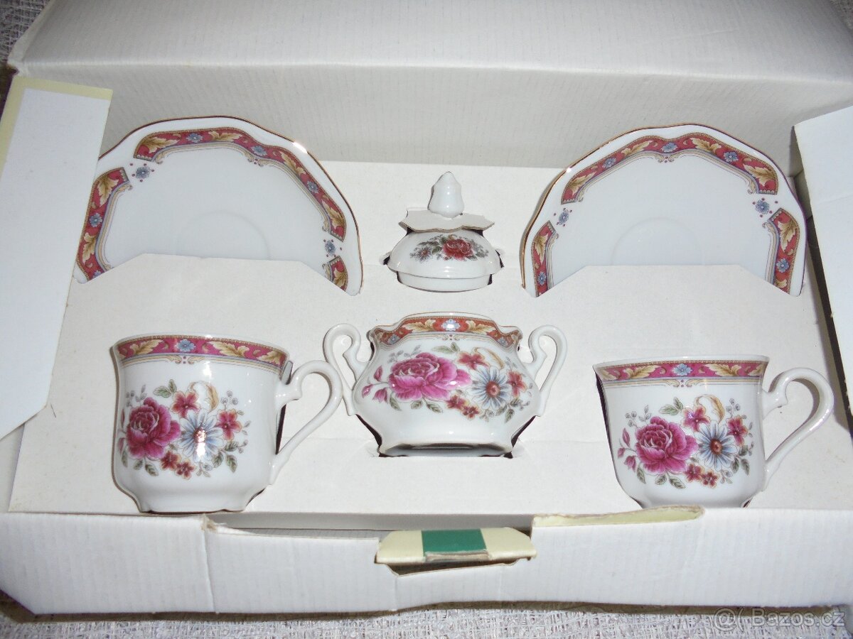 Prodám porcelánový set