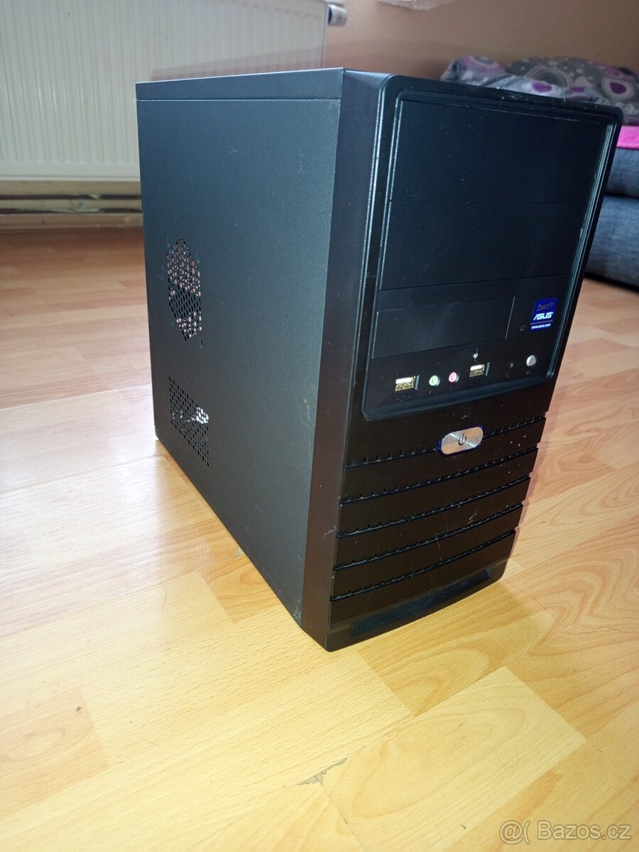Stolní PC ASUS H81M-PLUS Ram 12 GB HDD 500 GB