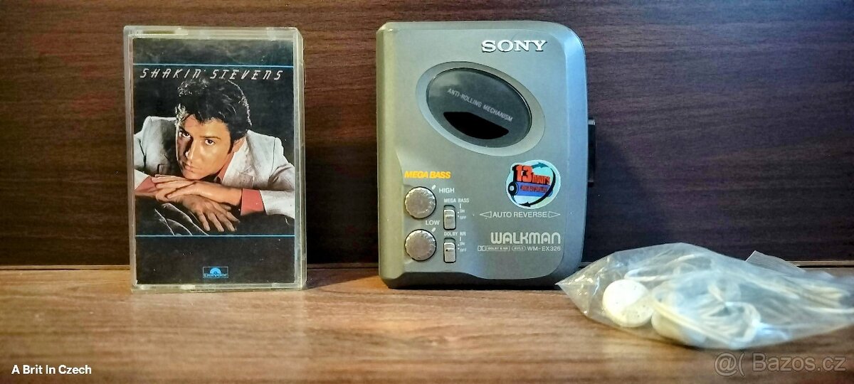 Sony Walkman WM-EX326 & Tape