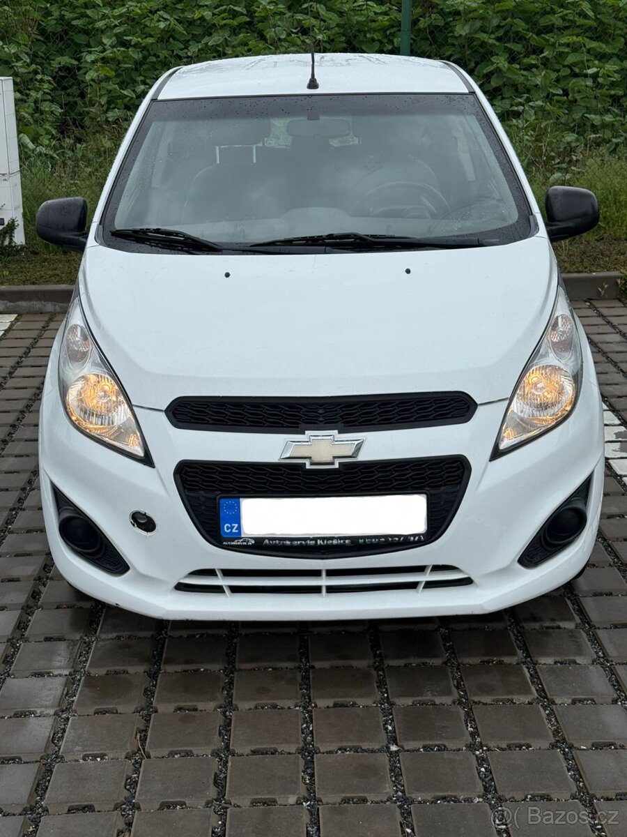 Chevrolet Spark 1.0 m300 2013