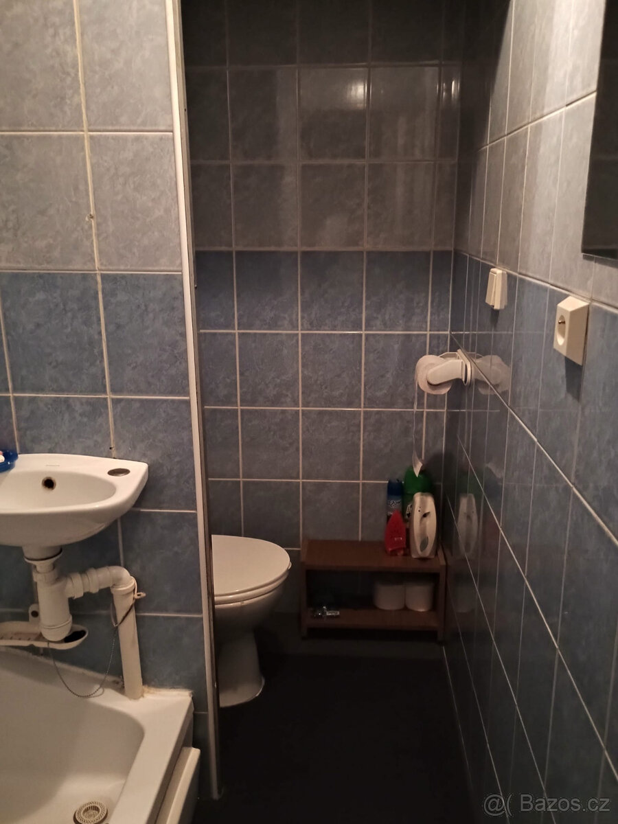Písečná 1+1, Chomutov