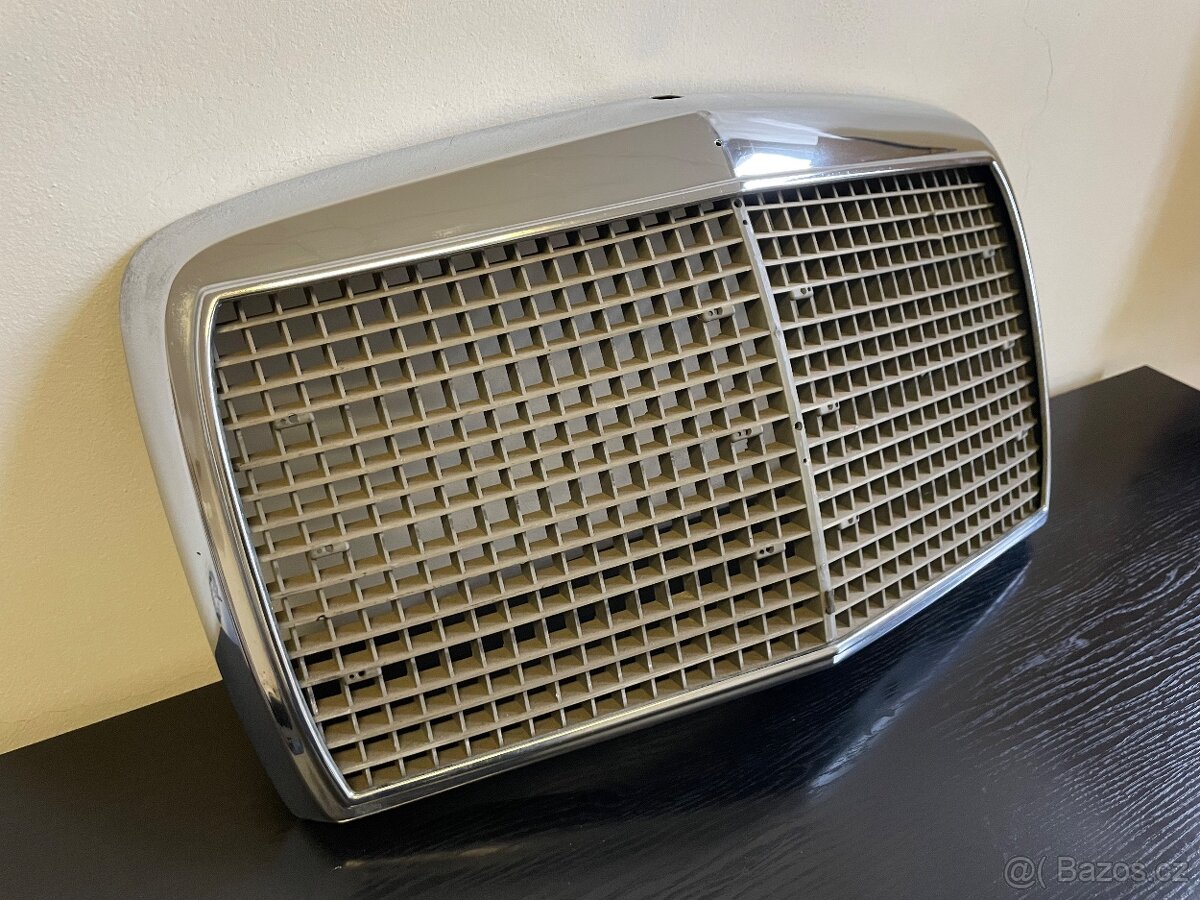 Maska Mercedes W114 W115