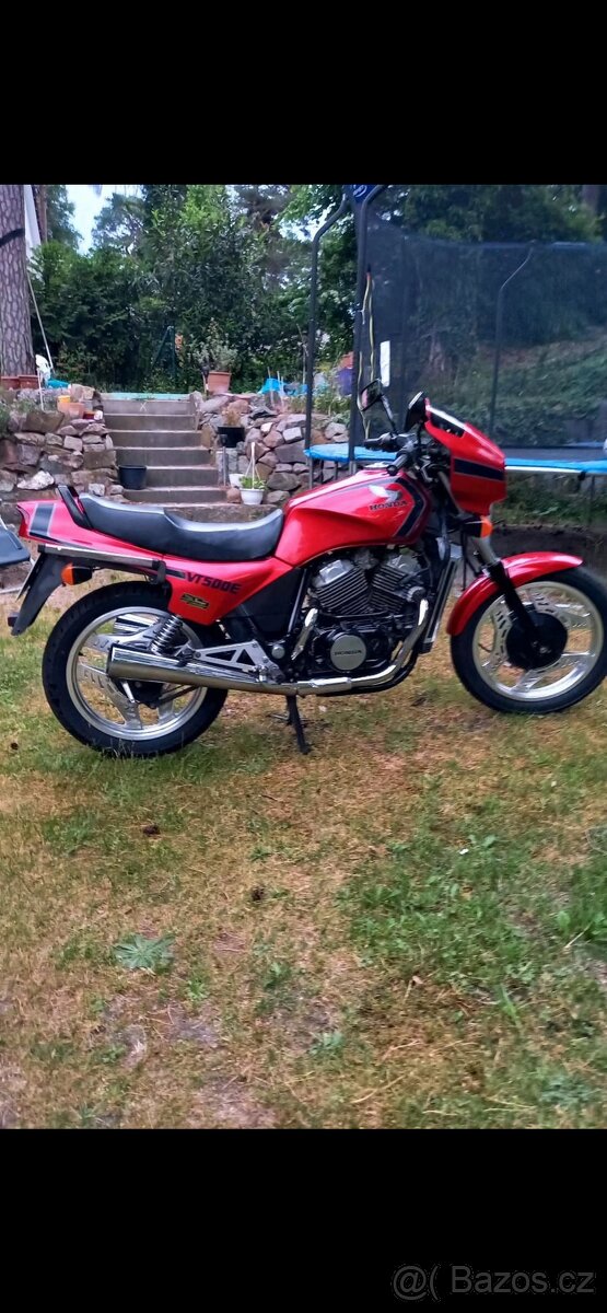 Honda VT 500E, ŘP A1