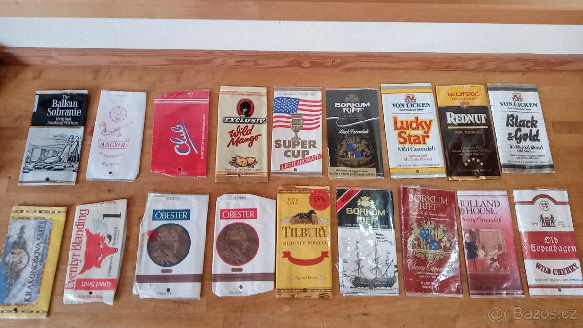 Plechovky, obaly, sáčky od tabáku, cigaret