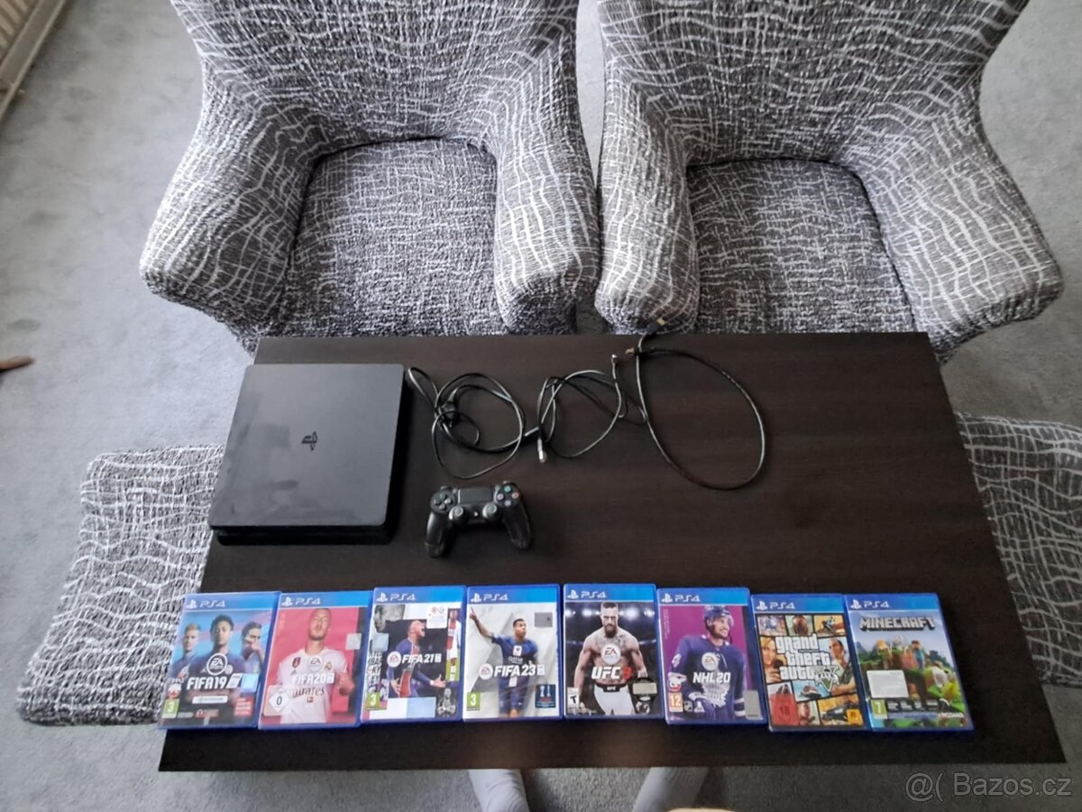 Playstation 4 Slim