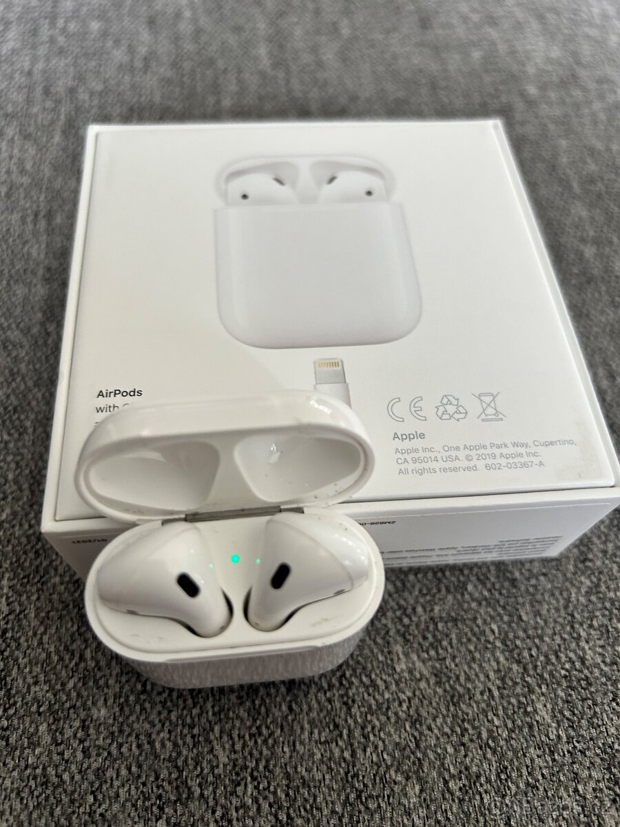 AirPods