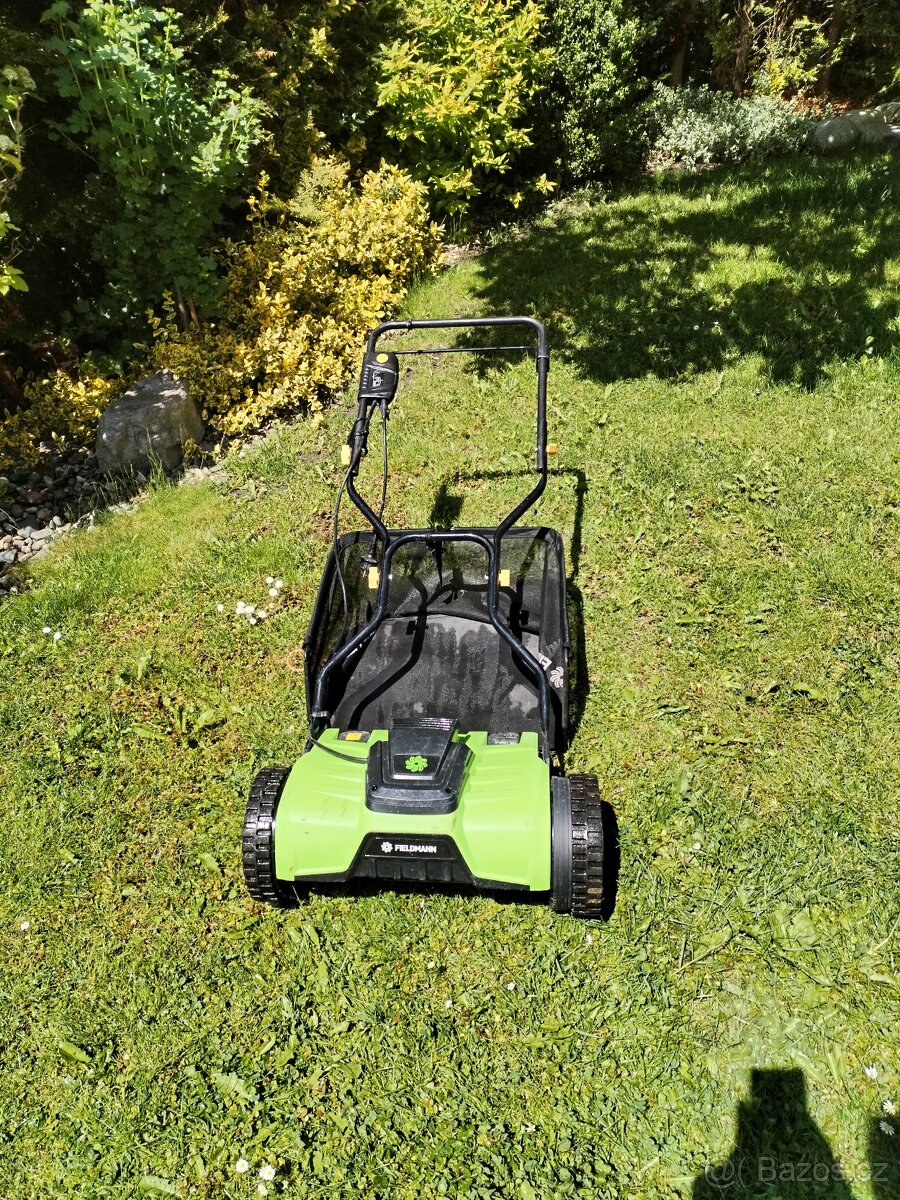 Vřetenová elektrická sekačka fieldmann