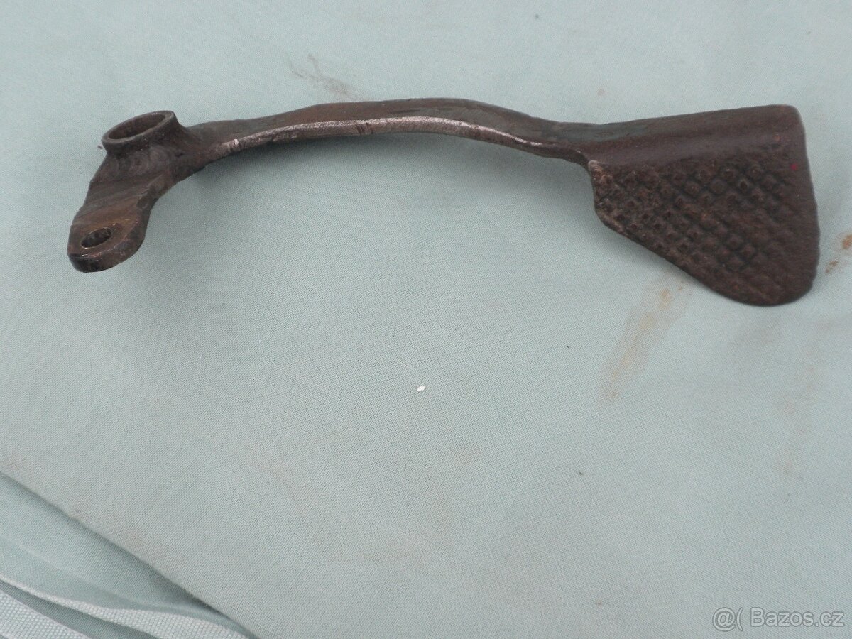 JAWA Villiers JAWA 175,250 Special plechový pedál brzdy