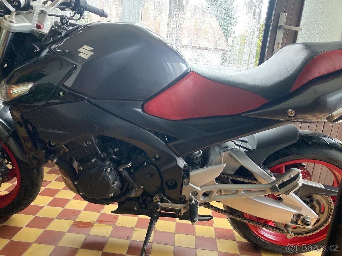 Prodám SUZUKI GSR 600
