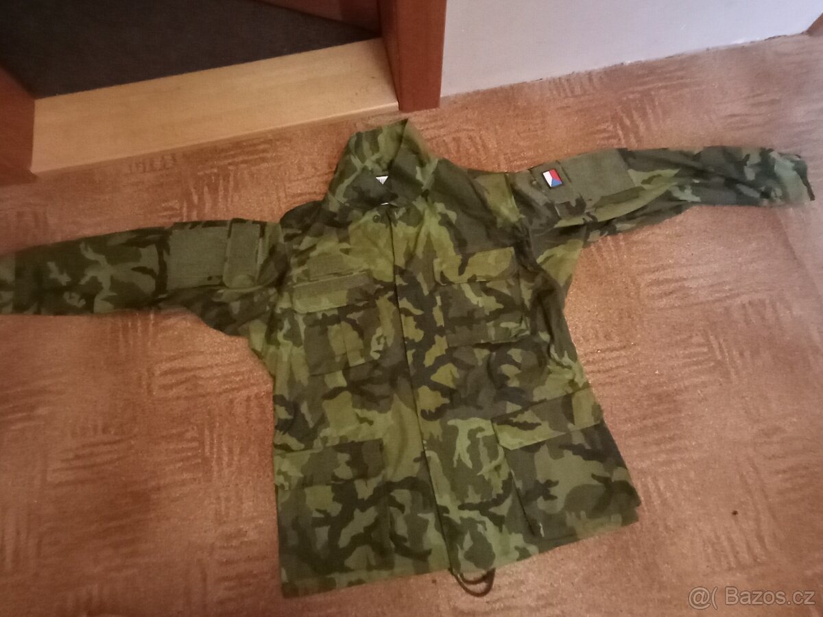 Vojenská zimní blůza