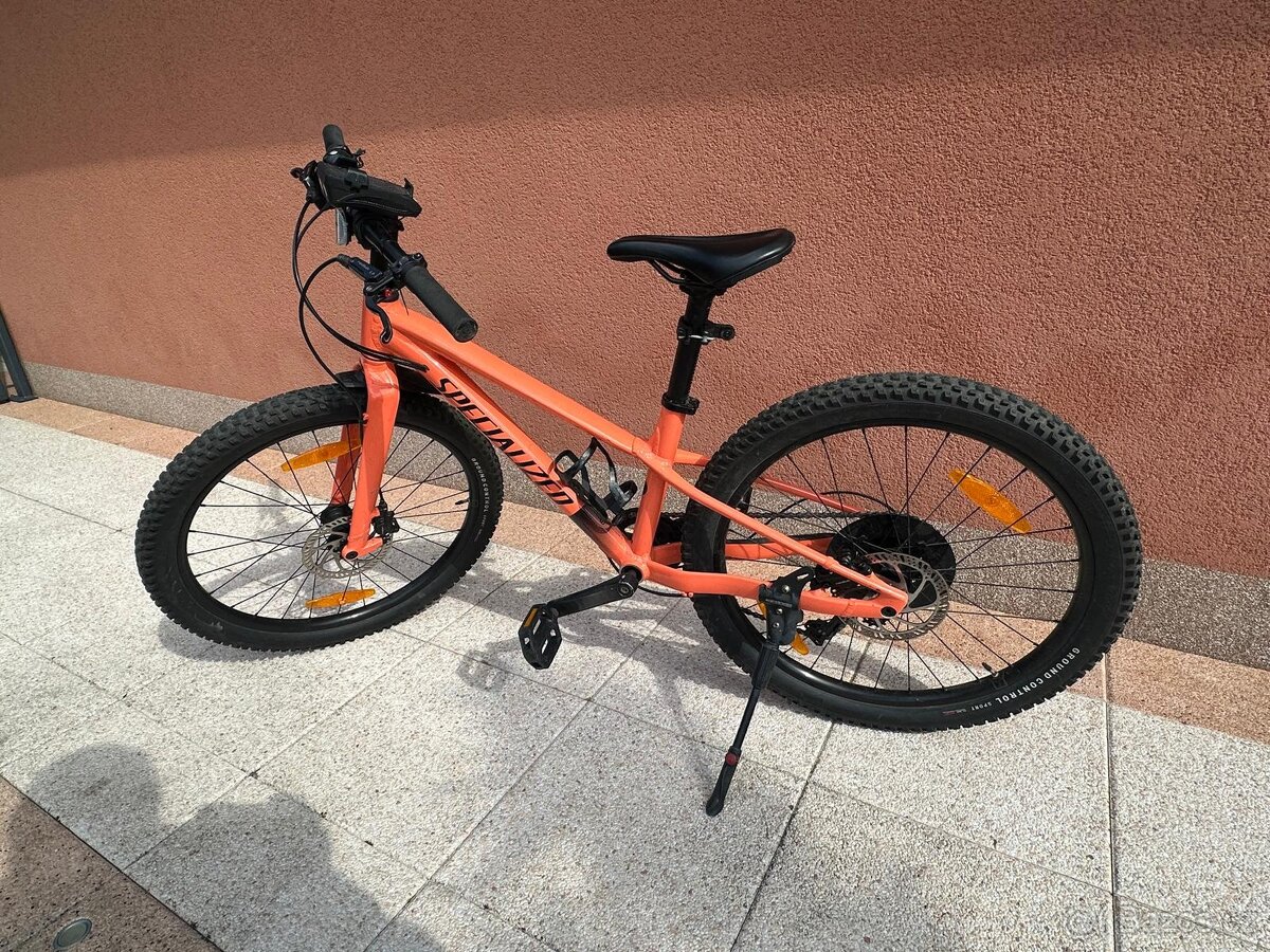 Dětské dívčí kolo Specialized