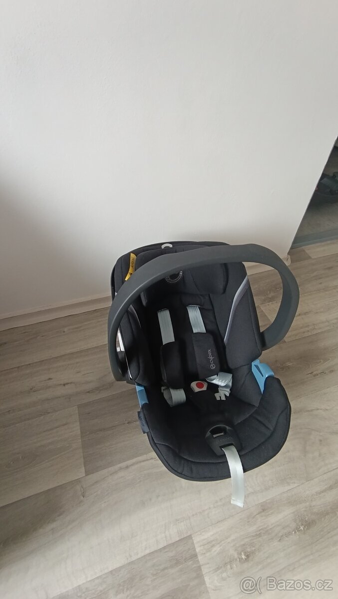 Cybex aton 5