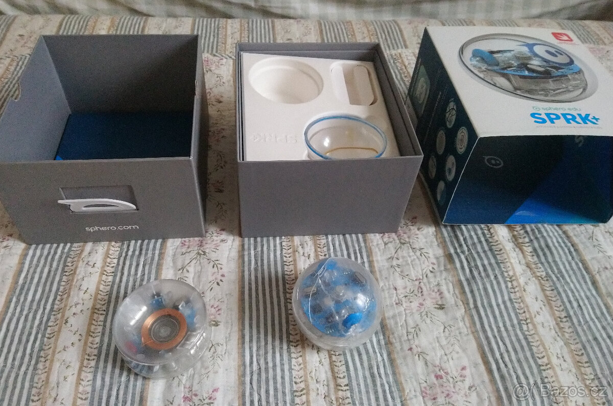 Prodám robotickou hračku Sphero SPRK+
