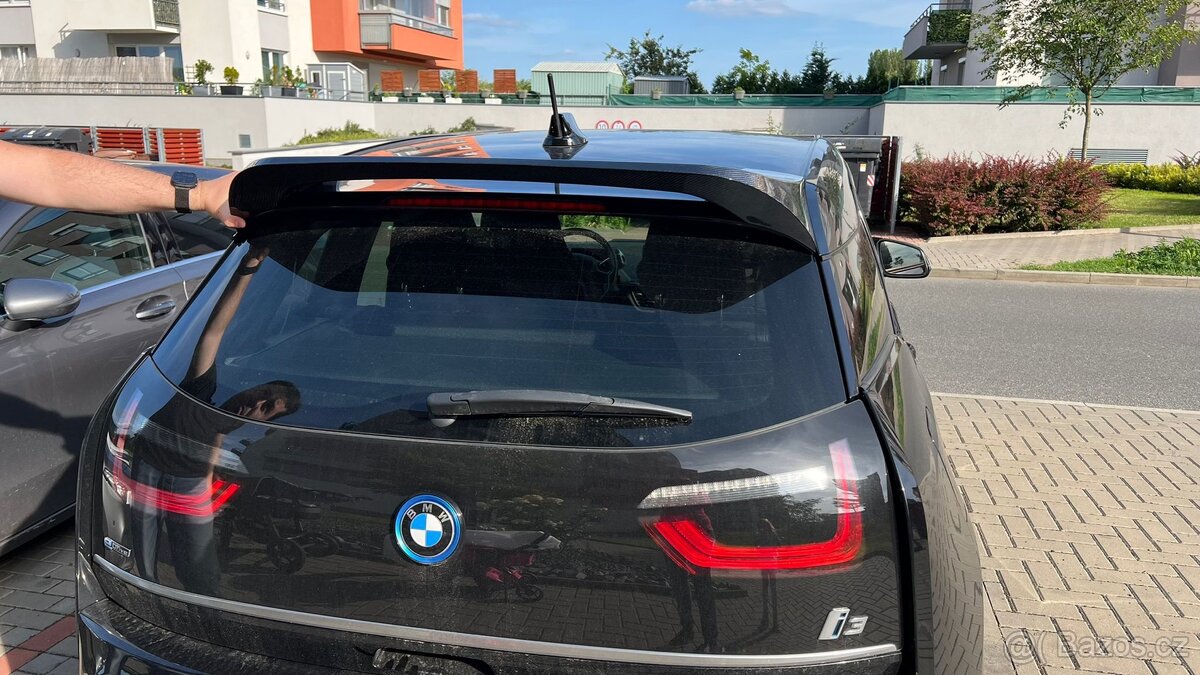 Křídlo na BMW i3