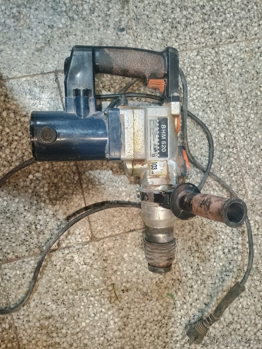 Výkonné Bourací kladivo BHM 620