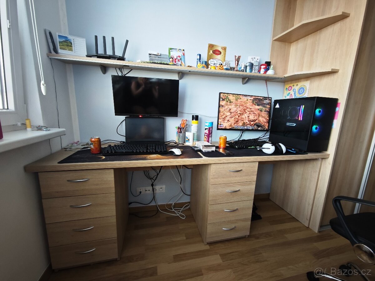 Stůl do dětského pokoje