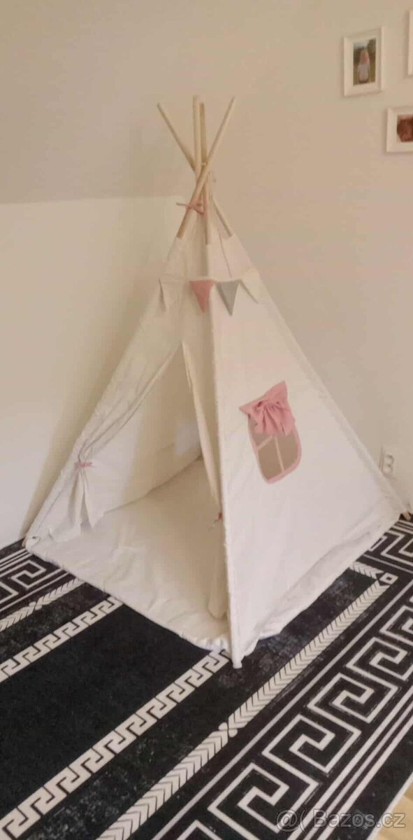 Teepee stan