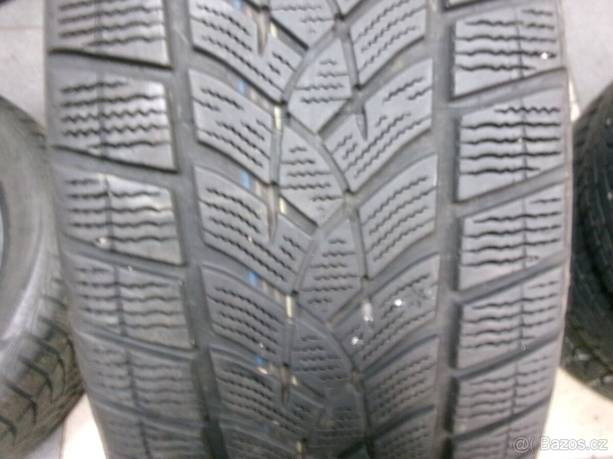 225/55 R18 GOODYEAR (5mm) č.15213/d3