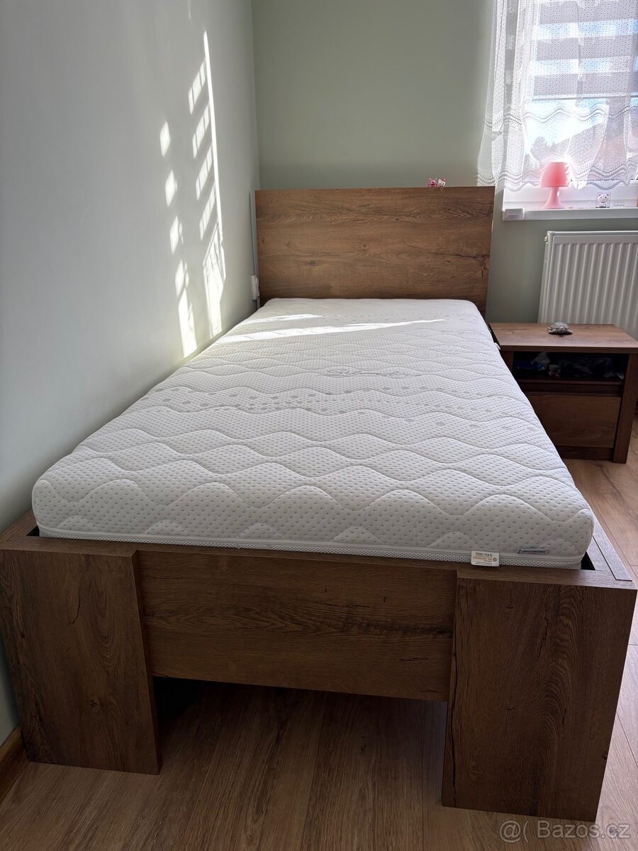 Postel s matraci 90x200