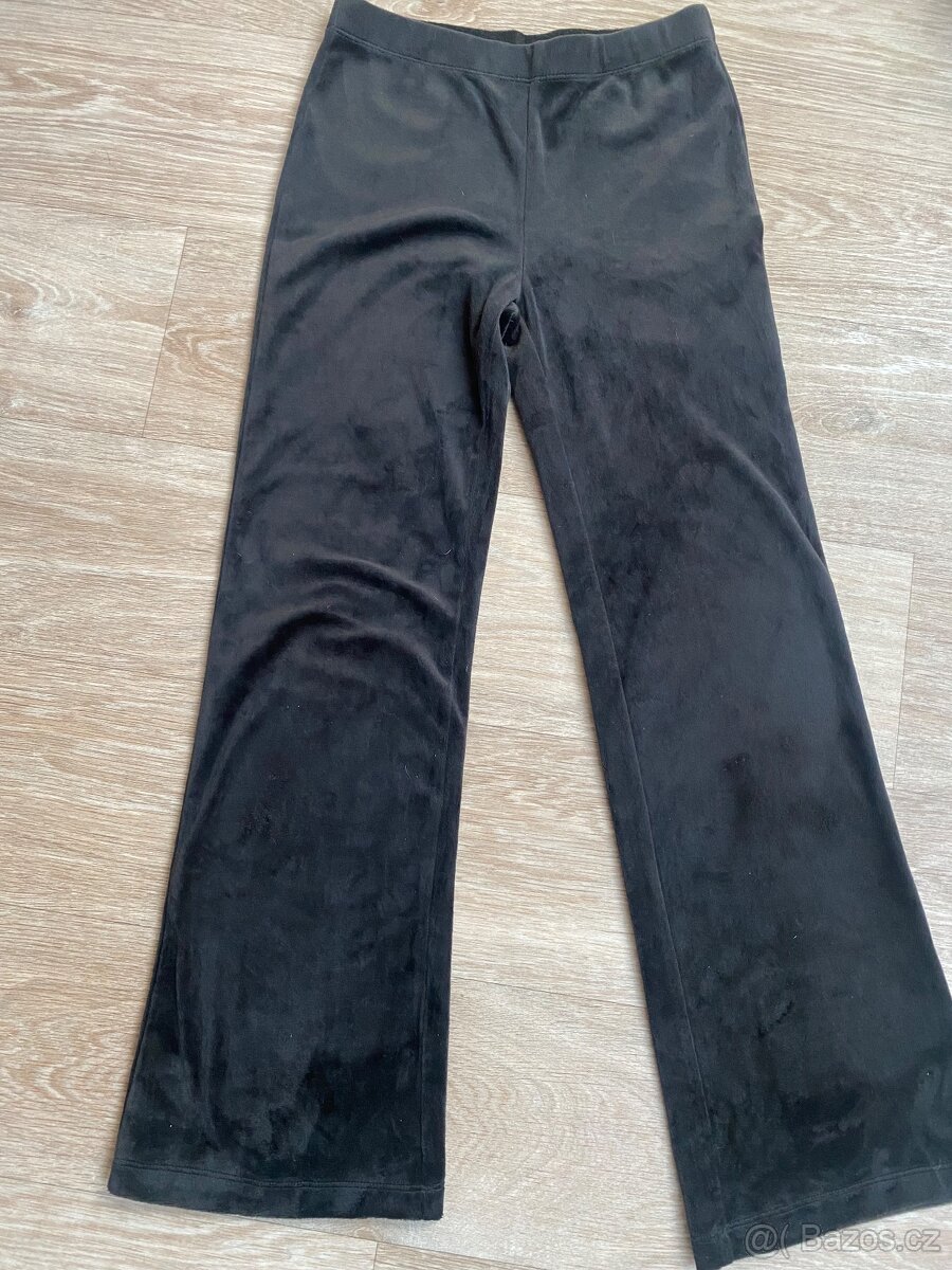 Tepláky H&M, velikost 10-11 let