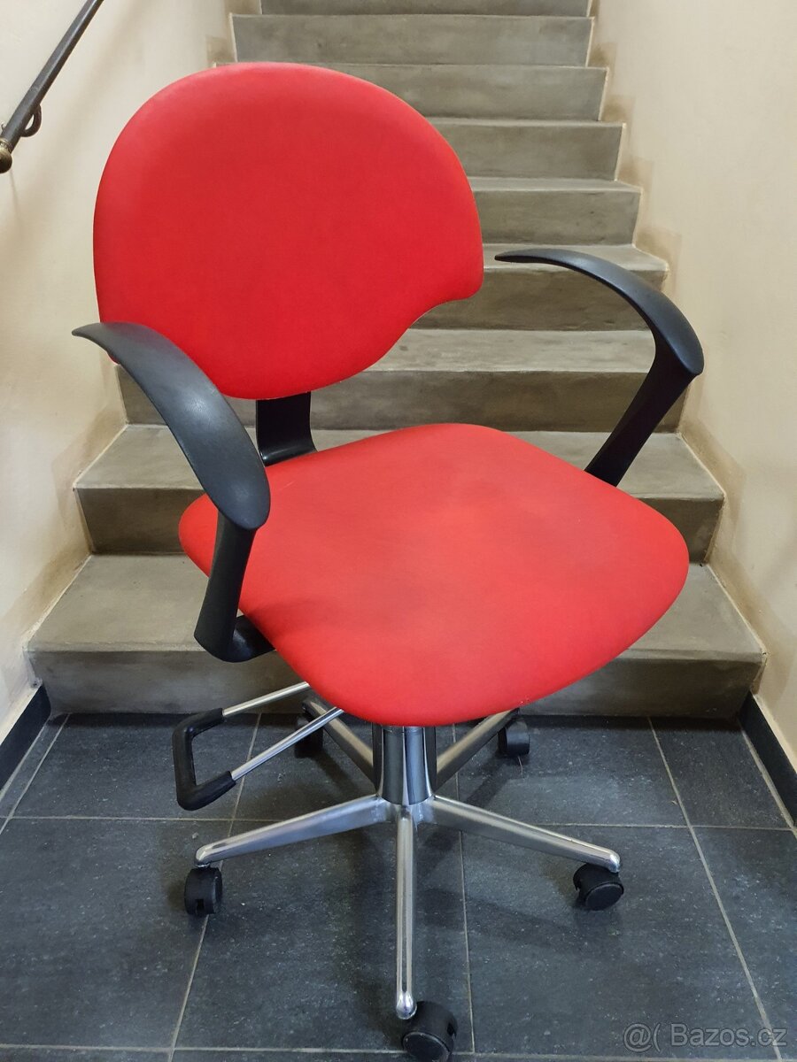 KVALITA kadeřnická kosmetická židle VIDA ekokůže