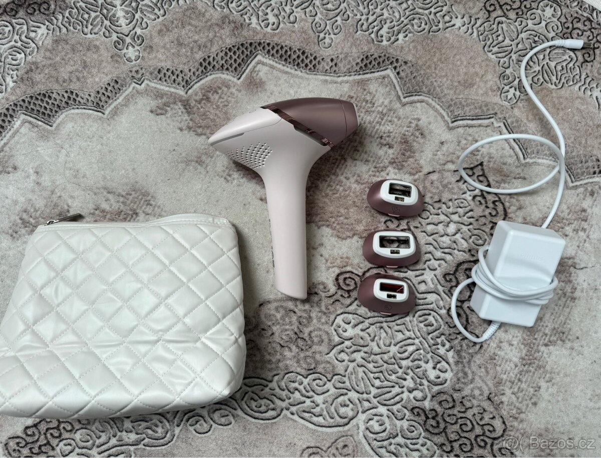 PHILIPS Lumea IPL epilátor 9900