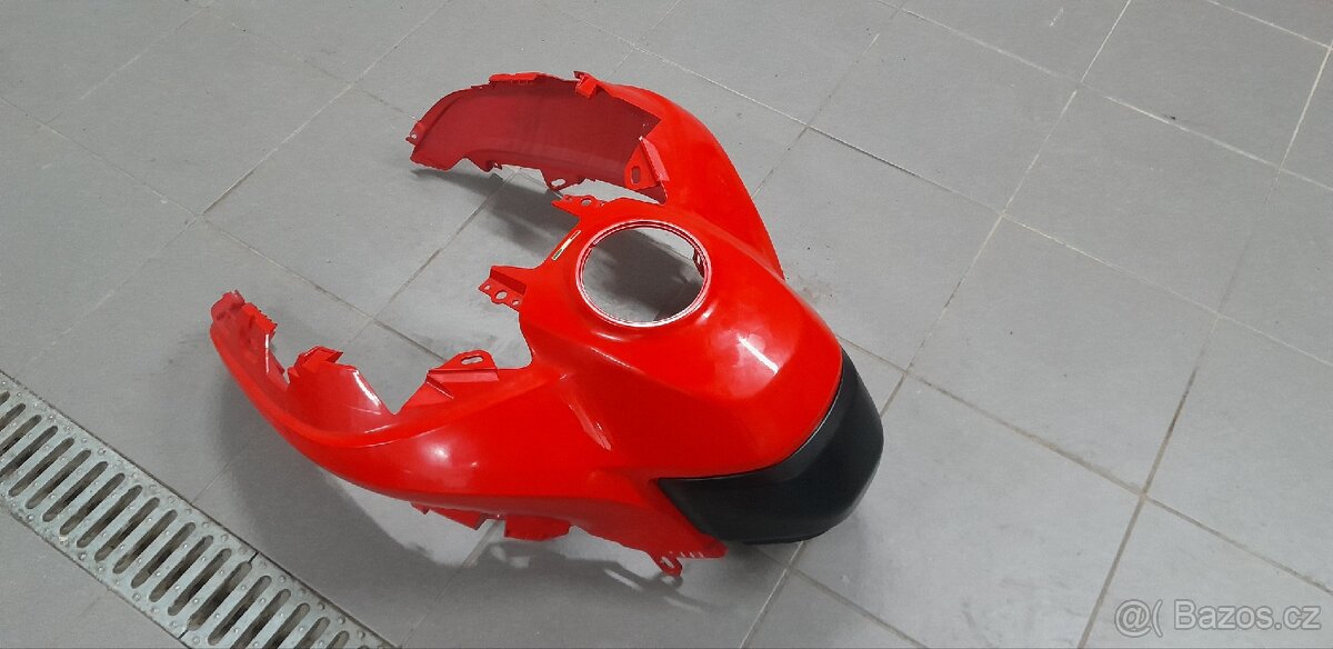 Plast nádrže Ducati multistrada 1200