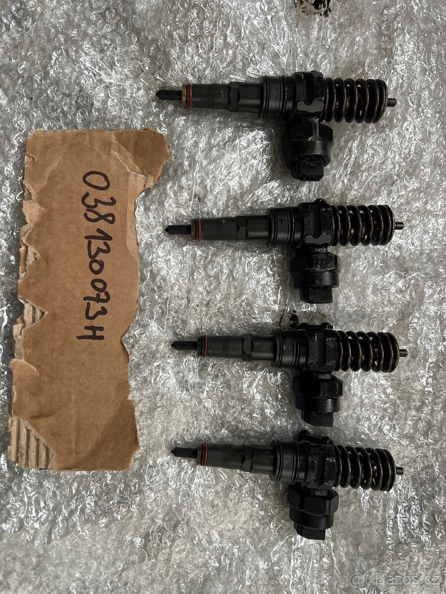 vstřikovače 038130073H