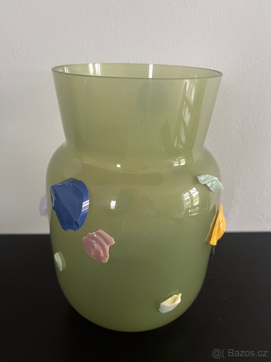 Designová Skleněná váza Konfeta Vase od Dechem Studio