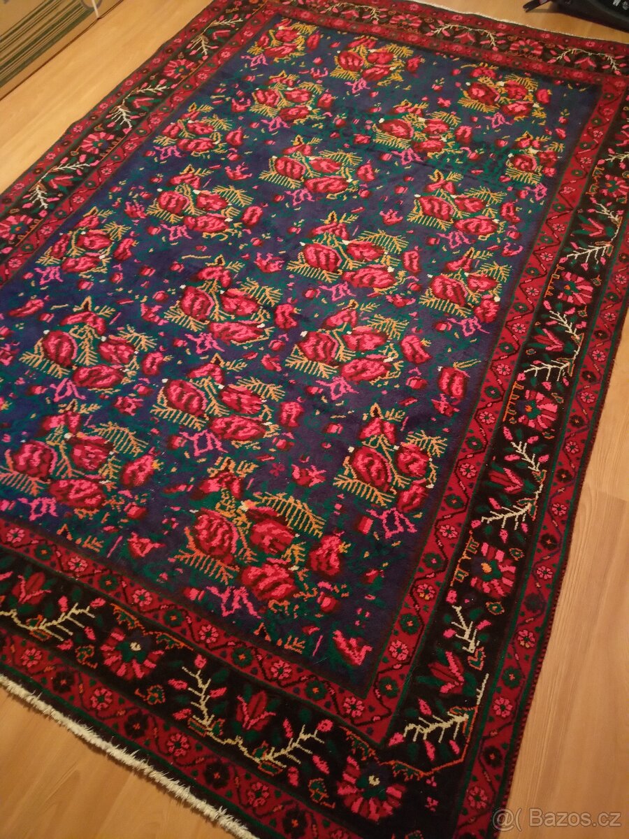 vlněný perský koberec 300x210 cm