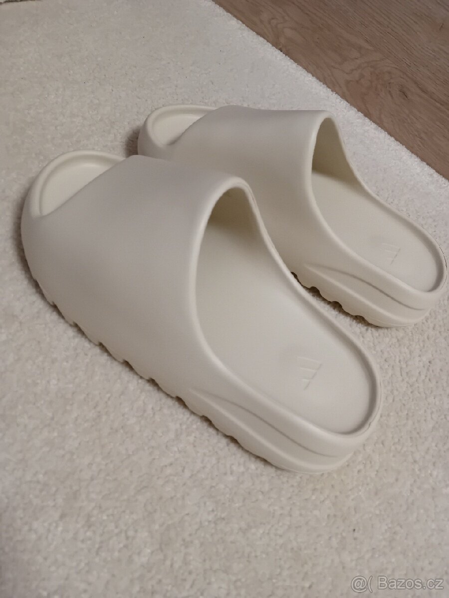 Yeezy slide bone