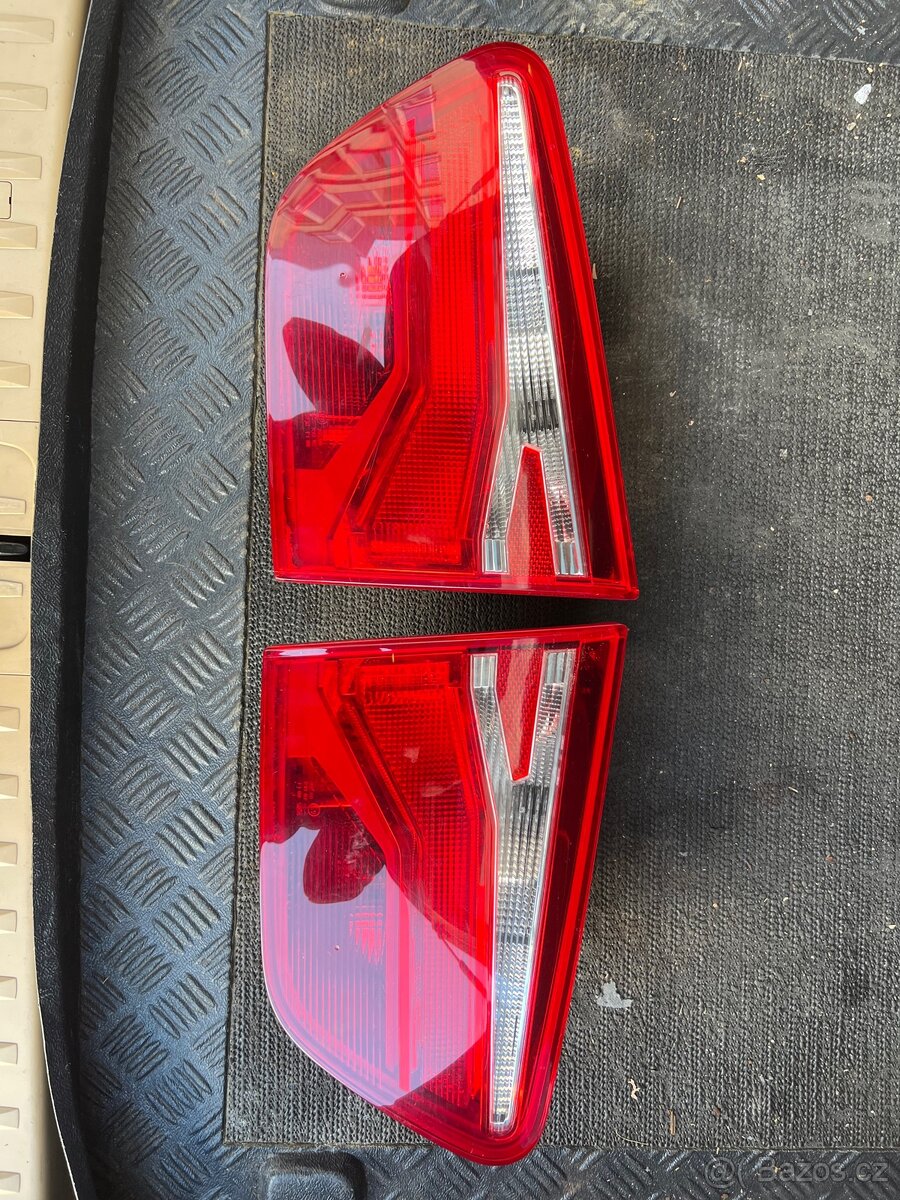 Zadní světla Seat Alhambra
