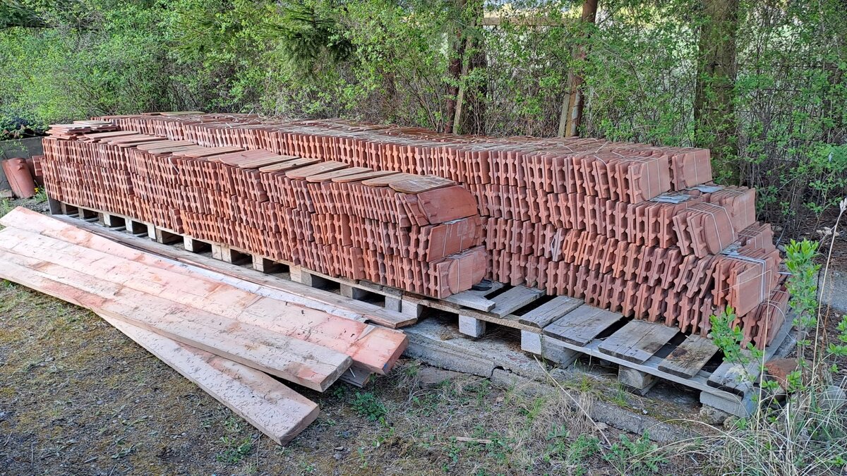 Střešní tašky bobrovky
