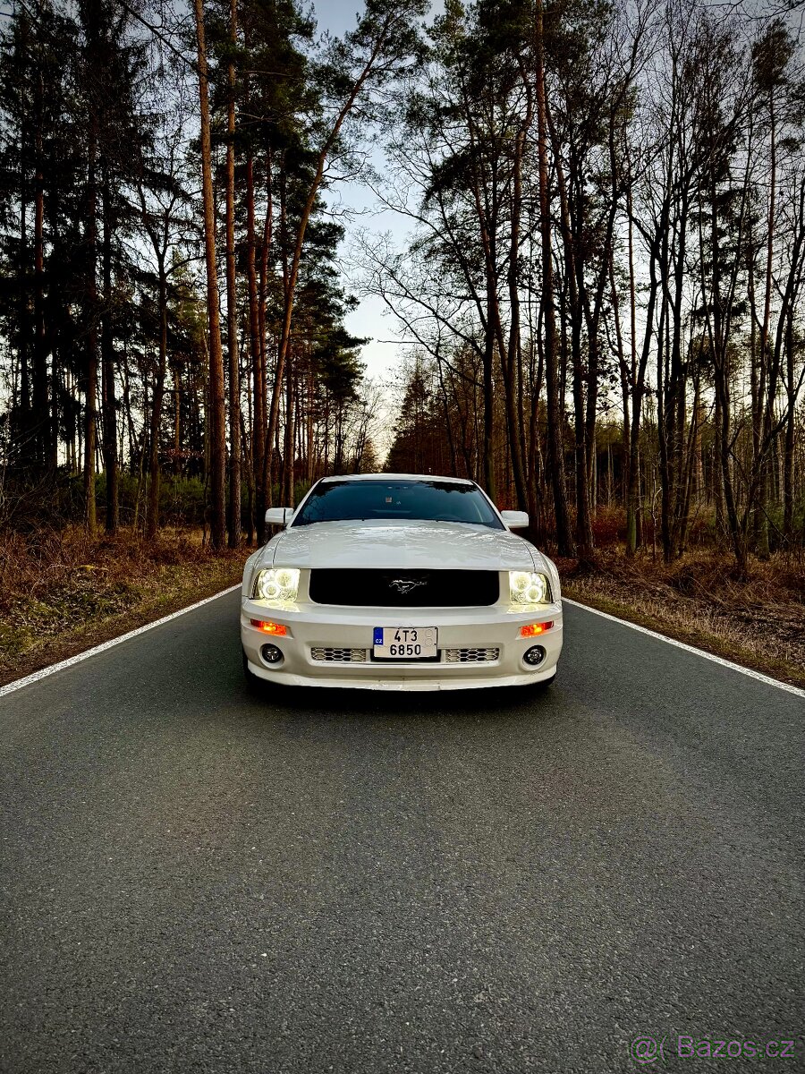 Ford Mustang V6 4.0, 2005 – splněný sen na prodej